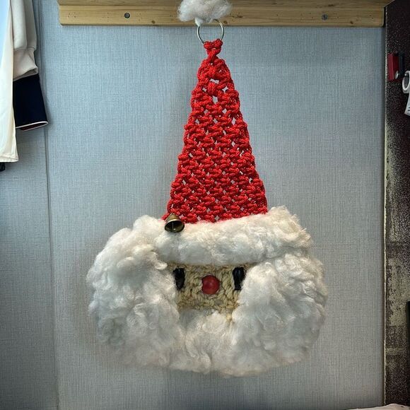 Vtg Macrame Santa Claus Christmas Holiday Decor Wall Hanging Handmade - Picture 2 of 7